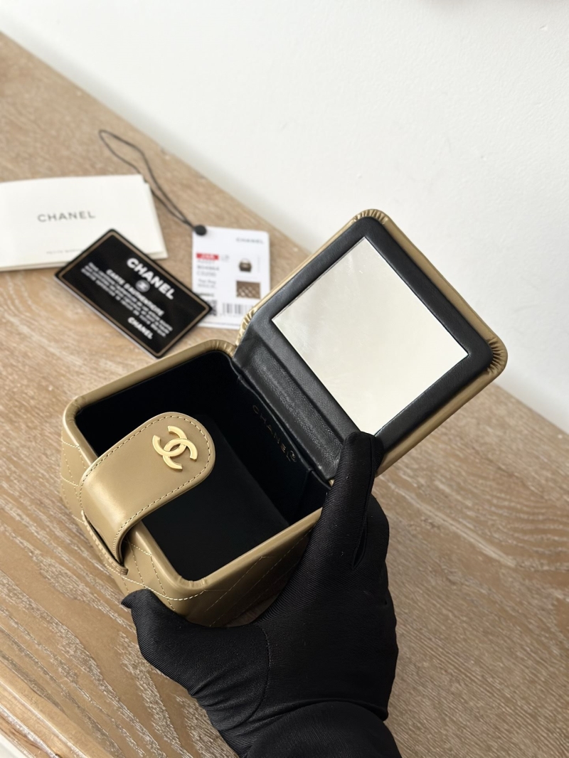 Ch**el cosmetic bags